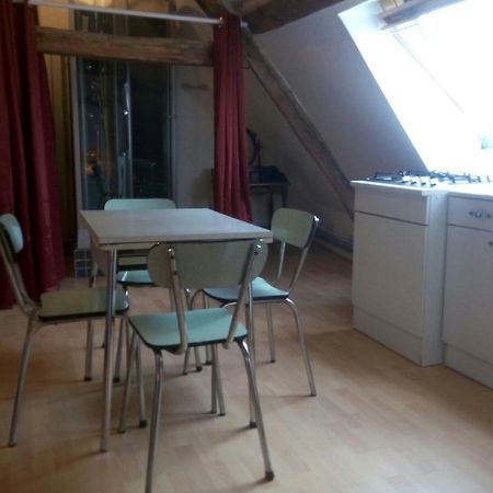 Moiry Studio Dans Un Cadre Champetre מראה חיצוני תמונה
